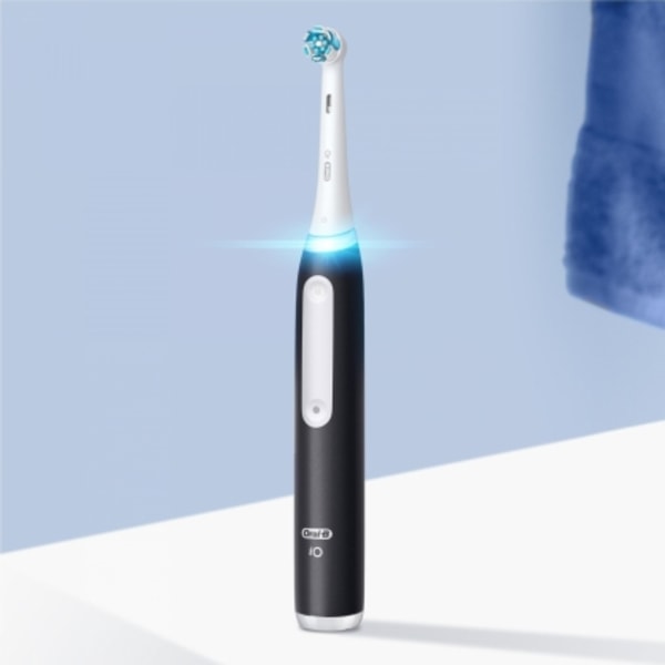 Elektrisk tandborste iO3 Matt Svart, Oral-B