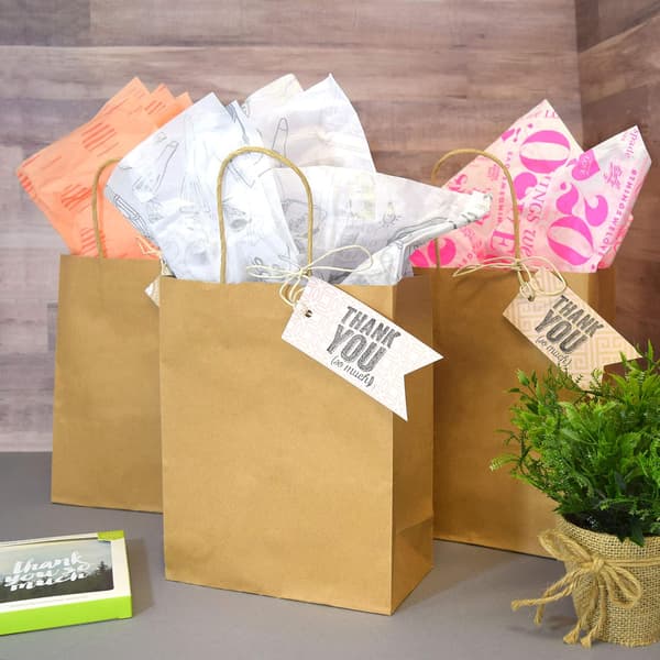 Brune papirsposer med hank – 20x10x25 cm 50 stk. Papirsposer