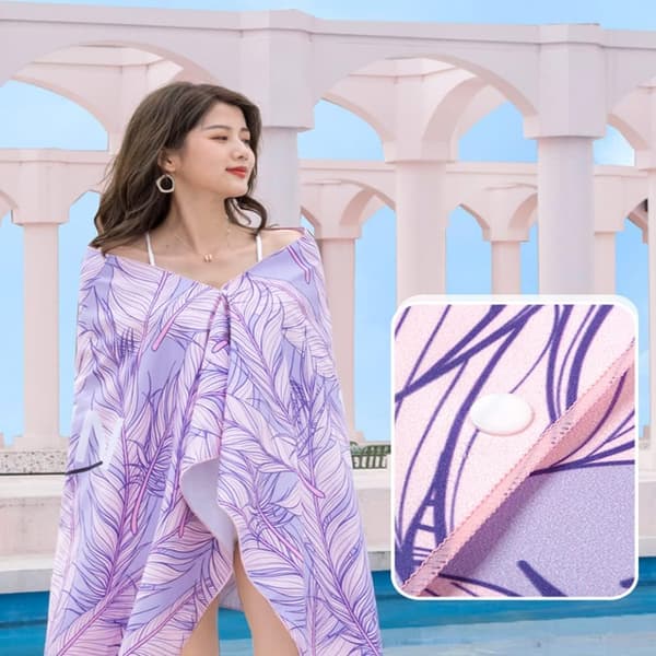 Airy Pink Leaf Bath Towel Microfiber Beach Towel, 160x80cm Lightweight, Sand-Free and Quick-Drying Beach Blanket - Large Picnic Blanket