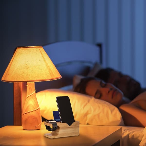 Ladestasjon for smarttelefoner og smartklokker