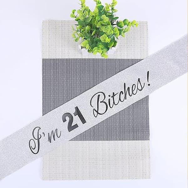 21-årsdag Tiara og Skjerf Sett 'I'm 21 Bitches' Skjerf Krystallkrone Bursdagsgave [DB]