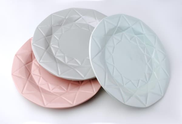 ADEL MINT 24 cm flat keramisk tallerken fra Affek Design