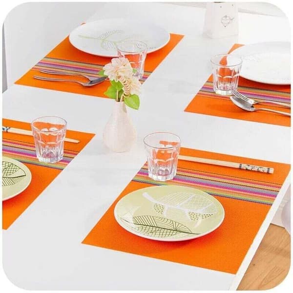 4 Vaskbare PVC Bordstabletter Varme- og Flekkbestandige 45 x 30 cm Oransje Vinyl