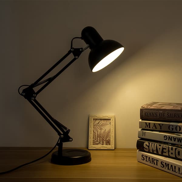 1. LED-säädettävä varsi-lukuvalo, musta musta svart