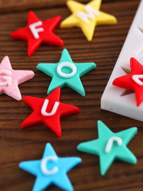 Tähdet Viirit Kirjaimet Aakkoset Silikonimuotti multifärg multicolor