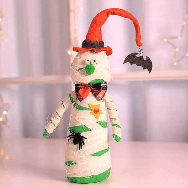 Halloween dekorationer scen klädd mamma häxa pumpa bordsdocka