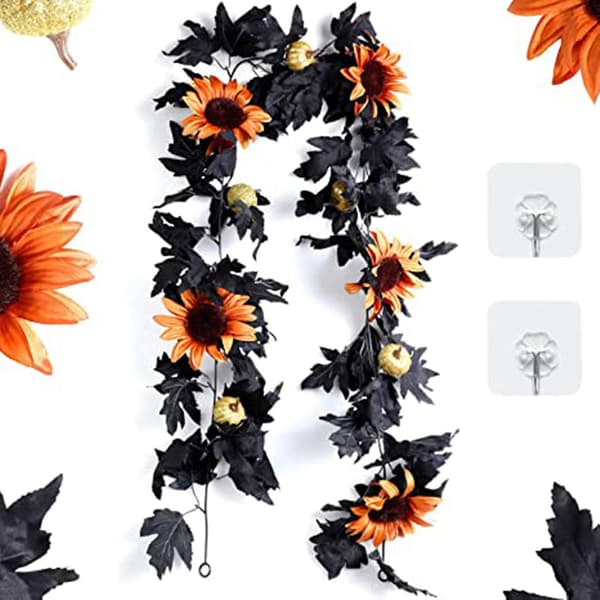 Halloween Autumn Maple Leaf Wreath Artificial Sunflower Pumpkin Wreath Halloween Background Decoration As shown As shown