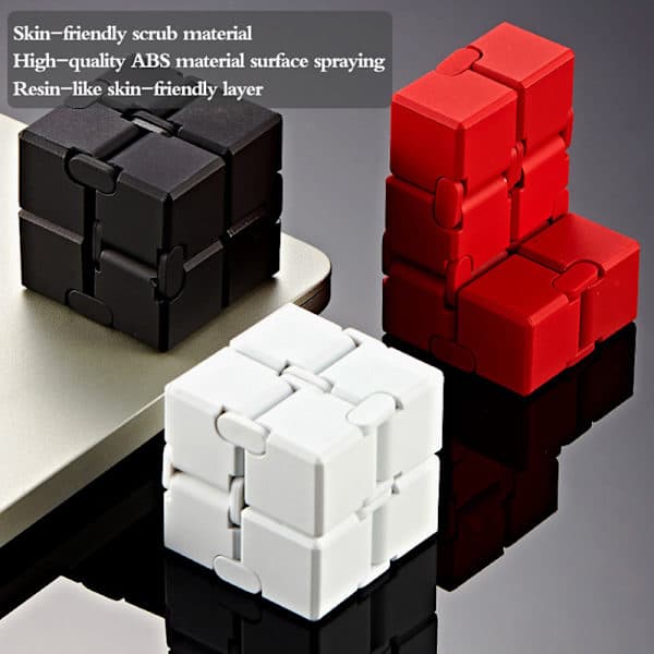 Avstressande leksaker Premium Metall Infinity Cube Bärbar Svart Silver silver silver