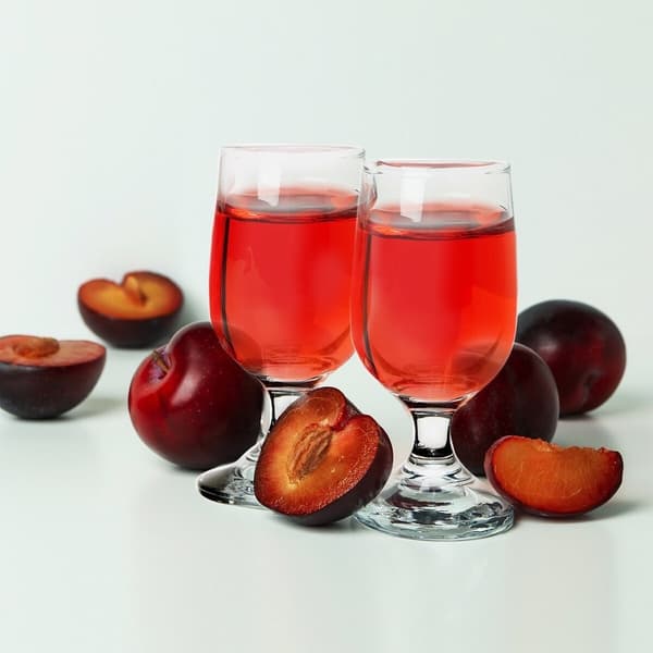 Sett med 6 elegante vinglass - høykvalitetsglass, tåler oppvaskmaskin