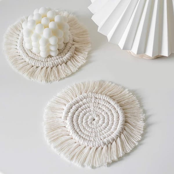 3 stk. bomullsunderlegg til kaffekopper med frynser i bohemsk stil