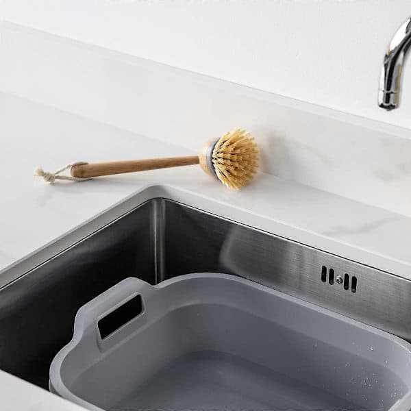 Dish brush with natural bamboo finish, classic retro style, natural & grey