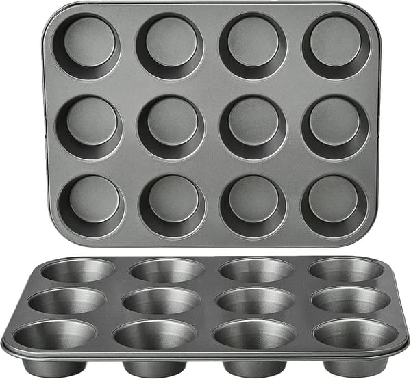 Set med 2 muffinsformar i kolstål med non-stick-beläggning