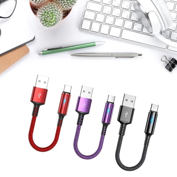 QD-Compact USB-C til USB-A Lade- og Datakabel 2.4A Ladeledning 25cm Kort Kabel, Nylon og Aluminiumslegering Materiale Rød 0.02