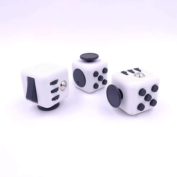 Fidget Cube - Hvid, Anti-stress Legetøj til Børn og Voksne, Angstlindring, Dekompressionslegetøj med 6 Beroligende Moduler