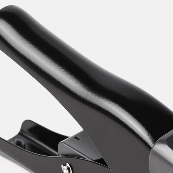 Håndholdt stiftemaskin kraftig med ergonomisk grep 25 ark kapasitet hvit