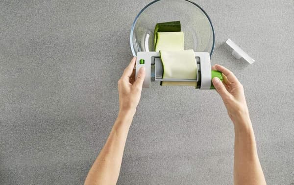 Veggie Sheet Slicer is an innovative fruit and vegetable slicer that you can use to create thin slices.