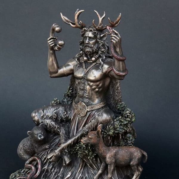 Keltisk Horned Gud af Dyr Harpiksstatue Underverden Statue til Hjemmehavedekoration Triumf 5 tommer