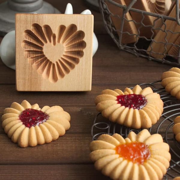 Trekakeform og kakestempel, 3D-pregeverktøy for kakebaking, personlige håndpressede designkakepresser (runde)