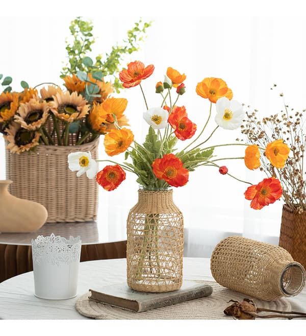 Glass vase with seagrass lid for window decoration