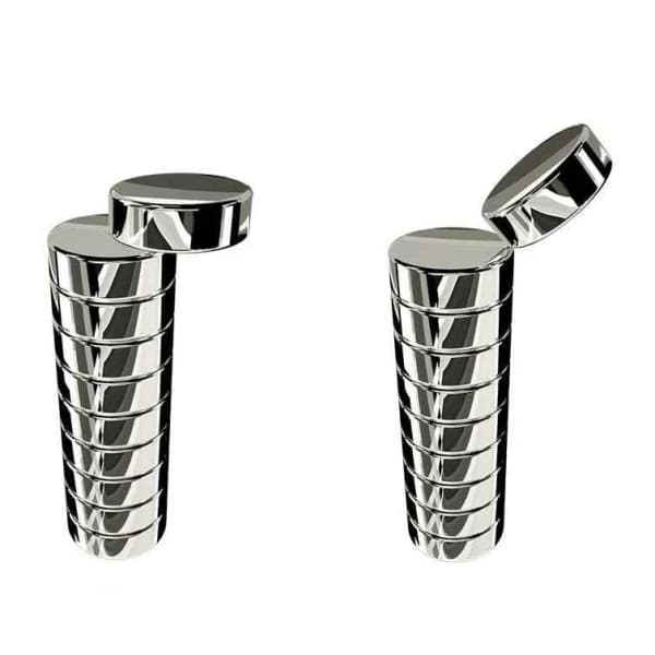 20 supermagneter, små, men kraftige. Silver silver