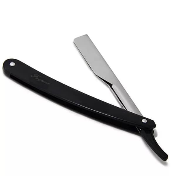 Sølvfarvet barberkniv, praktisk