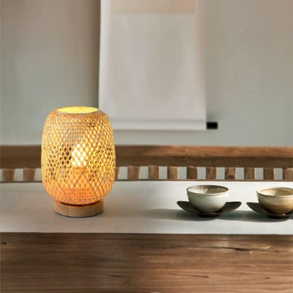 Bamboo Woven Table Lamp with Lantern, Bedside Lamp, Japanese Style Decorative Night Light, Desk Lighting Lampshade for Bedroom