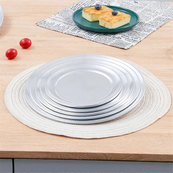 14-tommer aluminium pizzapande med bred kant