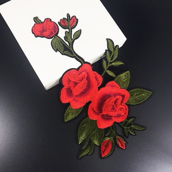 3PCS Broderade Stryk-på Patch Sy-på Badge Ros Blomma Form Se