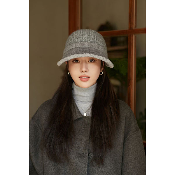 Warm and Cold-Resistant Earmuff Women's Cap, Grey