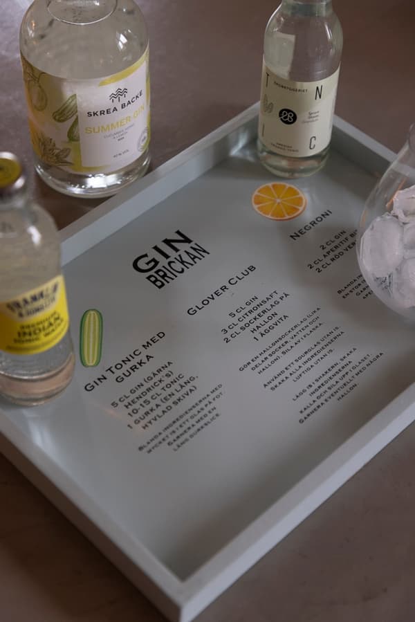 Puutarjotin \"Gin-tarjotin\" 25 x 35 cm vihreä | Different Design Ljusgrön green