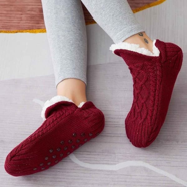 Women's Slippers, Fluffy Fleece Lined Non-Slip Socks, Red, Size 38-42 (26cm)
