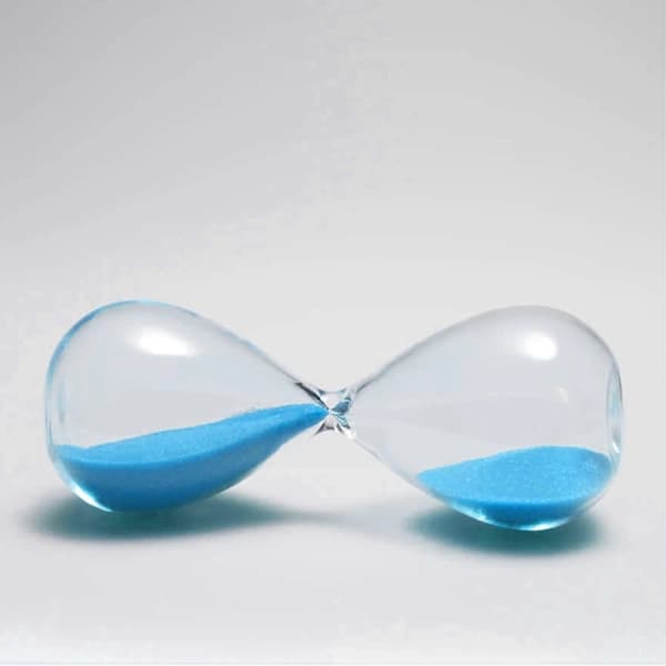 Timeglas, farverigt og moderne, sandtimer-inspireret glas 15 min kontorbordsindretning