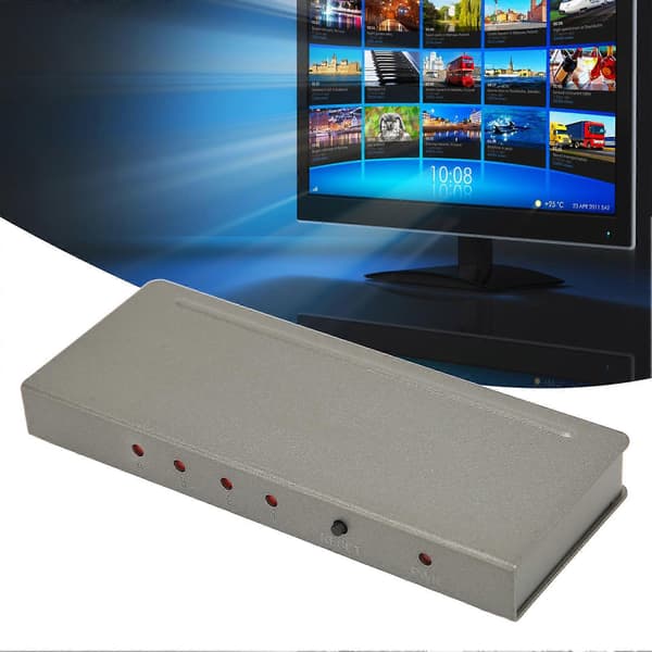 HD Multimedia Interface Splitter 4K 1 inn 4 ut Støtter 3D 1080P Videodistributør Duplikator 100-240V UK-plugg