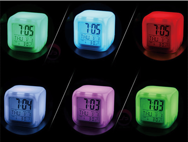 Liten 3\" 8cm, sydd, animert, barneseng LED digital vekkerklokke