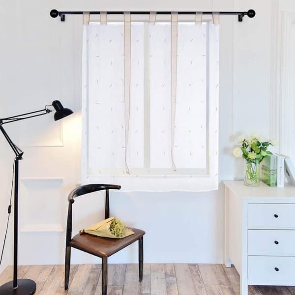 Hvid broderet blomstret romersk gardin
