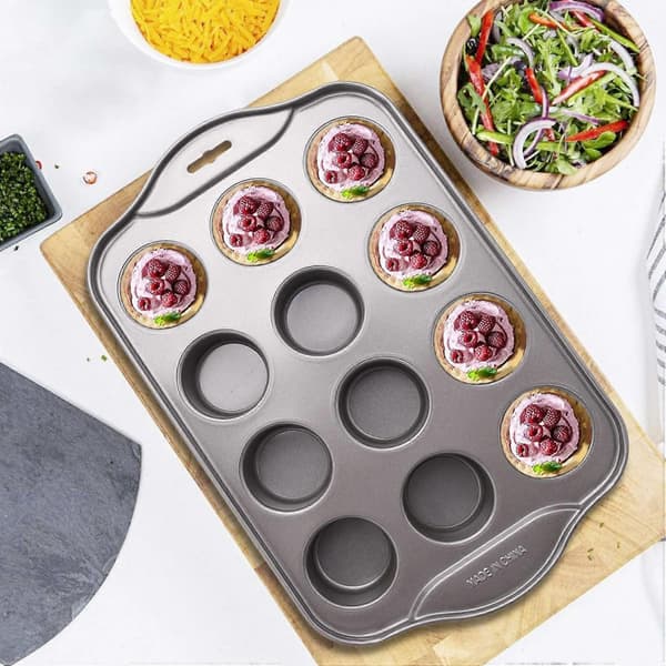 12-hulls mini ostekakeform med 12 avtakbare bunner