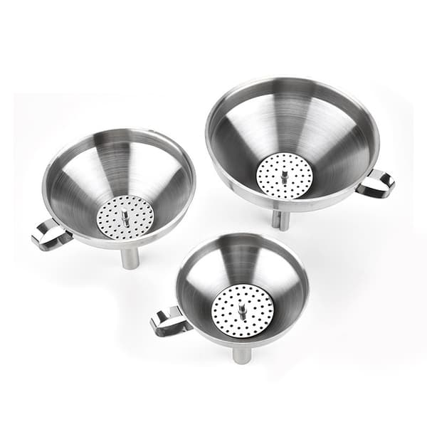 Trakt med håndtak Diameter 10,5 cm