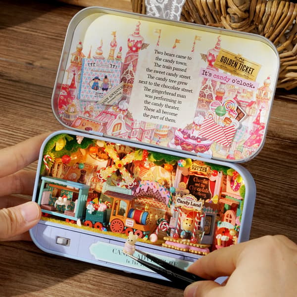 DIY Miniature Dollhouse Craft Kit - Handmade Model Room (Unassembled) *Starlight Park* Starlight Park Starlight Park