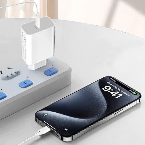 45W Hurtiglader Hvit USB-C 1M Kompatibel med Samsung Galaxy A16 A15 A36 A56 Hvit Vit