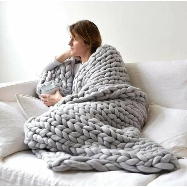 Grey, 60*80 cm Hand-Knitted Chunky Knit Blanket, Wool Blanket, Large Knitted Bed Throw Compatible with Sofa, Sleeping Pad