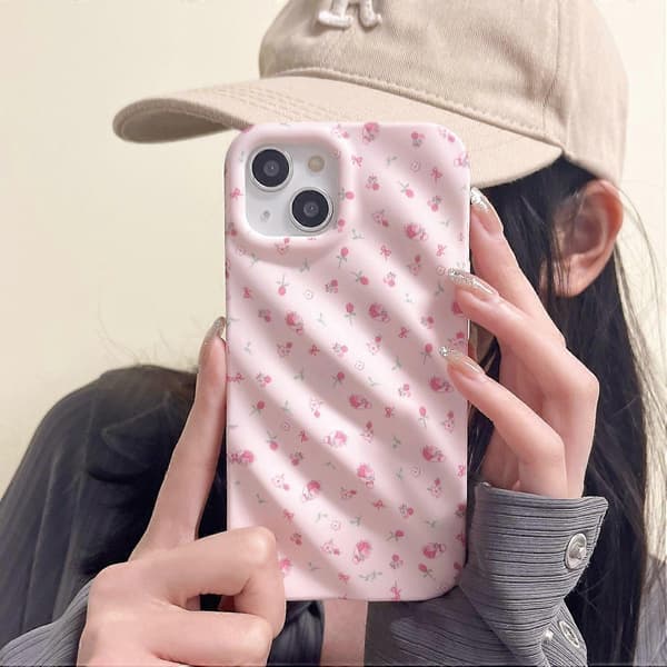 For iPhone 15 Pro Deksel Rosa Blomstermønster TPU Telefonveske