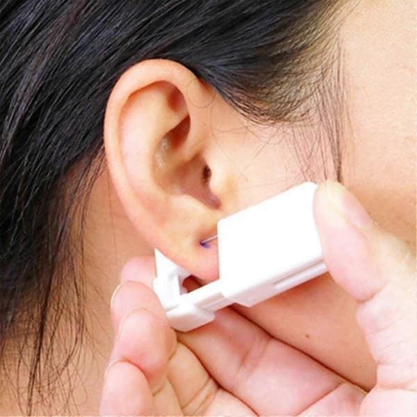 4-pack Self Ear Piercing Gun, Disposable Self Ear Piercing Gun Kit with Earring Stud Safety Ear Piercing Gun Kit Tool-FA-