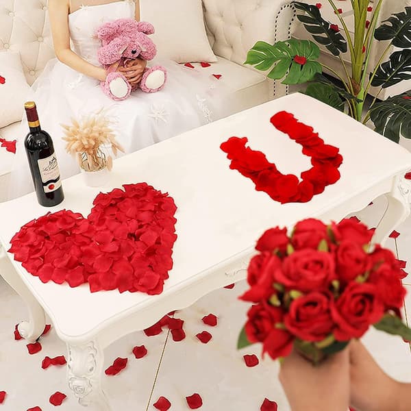 3000-pakning kunstige røde roseblader - roseblader - til Valentinsdag