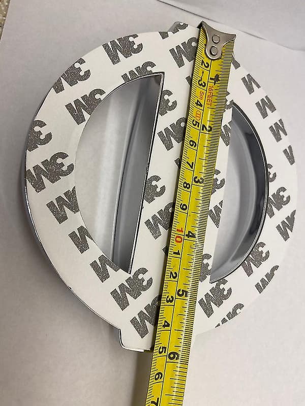 Nissan-emblem Krom 15cm X 13cm Bagklap
