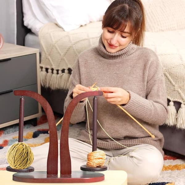 Magnetisk Garnvinde - 28,5×27,5 cm Dobbelt Magnetisk System - Træ Garnholder med Rotationsmekanisme - Julegave til Strikke- og Hækleentusiaster
