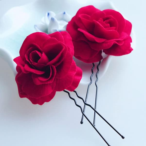 6 stk røde roser blomsterklemmer U-formede hårnåler elegante brudehårnåler for fest bryllup håndlagde brudetilbehør