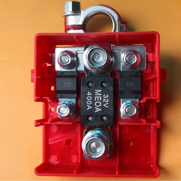 32V 400A Bilbatterifordelingskontakt med sikring Hurtigkobling Batteripoler Klemmer [JUN]