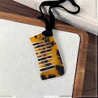 Trendy Acetate Comb Necklace Comfortable Acetate Comb Necklace with Adjustable Length for Individual Fit (Leopard Print Large)