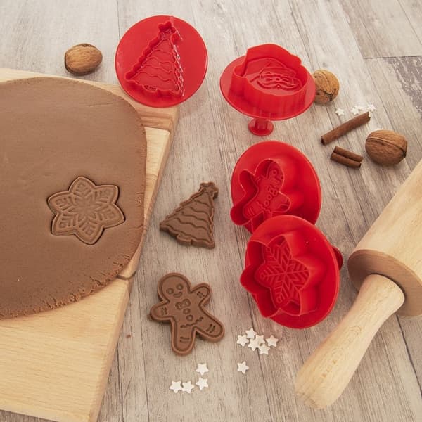 Sett med 4 pepperkakeformer med julemotiv og stempel