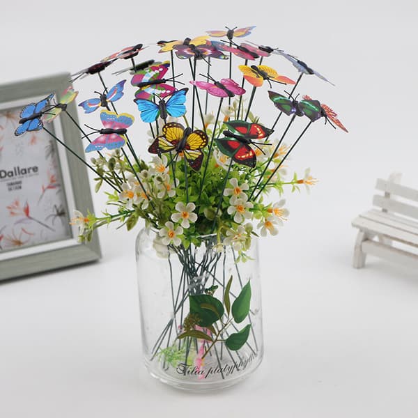 50 stk. farverige sommerfuglestave til havedekoration, til havesommerfugle (4 cm sommerfuglestilk)